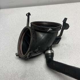 2731400118 Mercedes-benz 2007-2011 S550 - Air Intake Duct