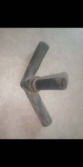 6170160881 Mercedes-benz 1985 California Model T Rubber Pipe Hose Connector Near Air Filter