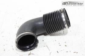 70548449 Mercedes-benz 2016-2020 Metris 2.0l Air Cleaner Intake Inlet Duct Tube Hose Oem