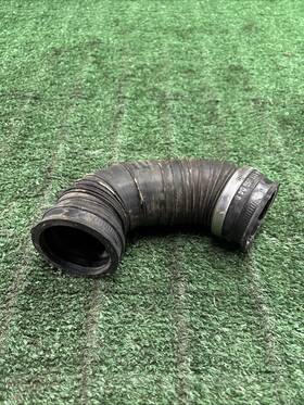 A1110980483 Mercedes-benz 1997-2004 R170 Slk230 Engine Air Intake Hose Tube Pipe Assembly Oem