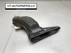 A1760900682 Mercedes-benz 2018-2020 S560 W222 4.0l Engine Air Cleaner Right Intake Duct Tube Oe