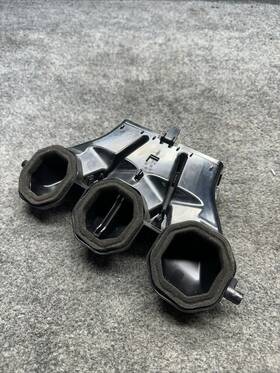 A2058309001 Mercedes-benz W205 C450 Amg Front Center Air Intake Tube Oem Dc0285