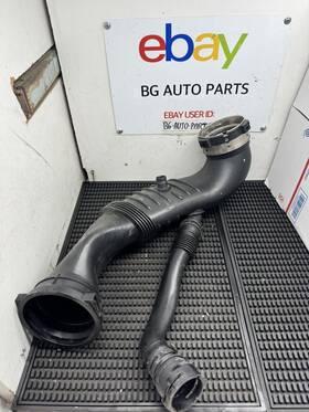 A2640905100 Mercedes-benz 2020 - 2022 Glc300 Genuine Engine Lower Air Intake Hose Oem