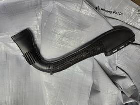 A2740900900 Mercedes-benz Glc300 X253 2.0l Engine Air Cleaner Intake Left Duct Hose Oem 2017-19
