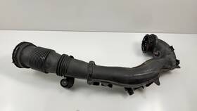 Z16003473 Mercedes-benz 2020-2023 Cla250 Engine Air Cleaner Inlet Duct Tube Hose Oem