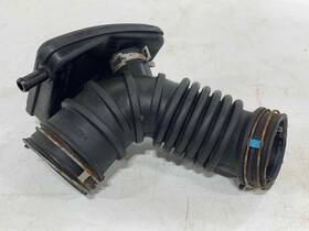 1505a628 Mitsubishi 2014 - 2020 Outlander 2.4l Air Intake Duct Tube W Resonator Oem