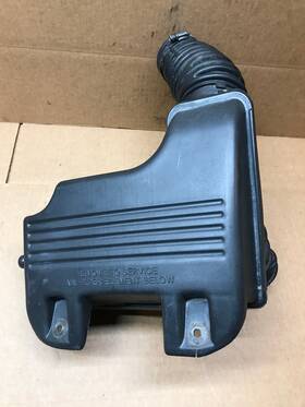 4861057 Mopar 2000 Chrysler Town Country 3.3l Air Cleaner Outlet Duct Intake Resonator