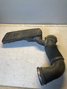 53032797aa Mopar 2006 Dodge Durango 4.7l Engine Air Cleaner Outlet Duct Intake Hose