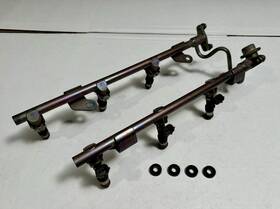 024000-5220 Nissan 03-06 350z Oem Vq35de Fuel Rail And Injectors With Damper Spacers