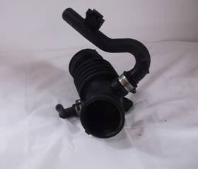 16578-4z005 Nissan 2002-2006 Sentra 1.8l Air Cleaner Inlet Duct Hose Assembly 165784z005