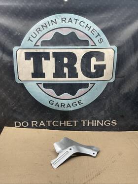 17528-5ca0b Nissan 16-19 Infiniti Q50 Sedan Fuel System Pipe Holder Mounting Bracket