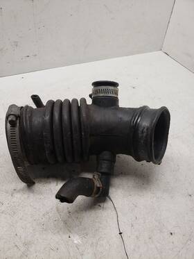 338.da1d00 Nissan Sentra 2000 Air Tube/resonator 1469134