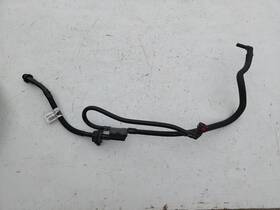 Oem Gn159c490 2018-2021 Ford Ecosport Ses 2.0l Air Fuel Filter Cleaner Hose Tube