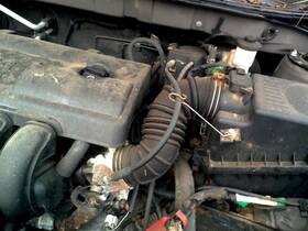 338.gm2k04 Pontiac Air Resonator Tube Fits 04 Vibe 139560