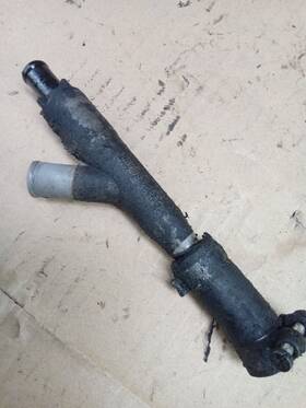 067133753a Porsche 82-87 944 2.5 Vacuum Valve Venturi Fitting Pcv M44/40 M44