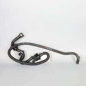 95811002021-25184 Porsche 2011-2018 Cayenne 3.6 Engine Crankcase Ventilation Hose Valve Oem Used
