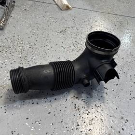 Realray 715668911291 Black New Rubber Air Intake Tube Hose For 2012-2016 Bmw 328i 528i Xdrive 2.0l