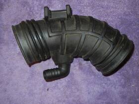 90411203 Saab 1995 Ng 900 Air Intake Hose 2.5 V6