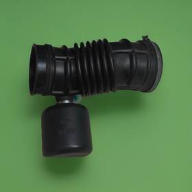13881-66j00 Suzuki 2006-2008 Grand Vitara 2.7l Air Cleaner Intake Rubber Hose - Used