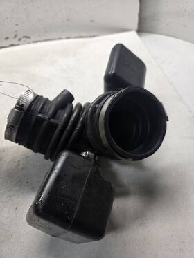 1388178k00 Suzuki Vitara 2011 Air Tube/resonator 1456957
