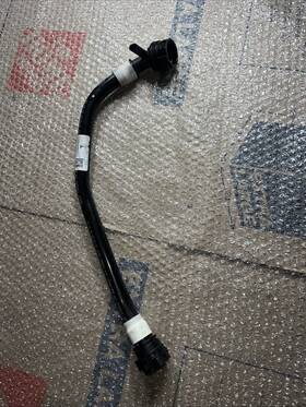 1704292-00-b Tesla Hose Powertrain Supply
