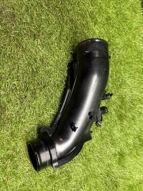 17311-18010 Toyota 2023 2024 2025 Gr Corolla Air Intake Pipe Tube