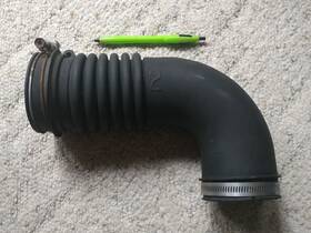 17881-22110 Toyota 2000-2005 Celica Gts Rubber Genuine Air Intake Hose Pipe Pre-owned