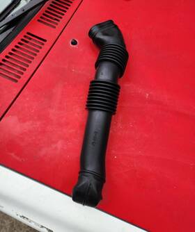 17882-89119 Toyota Pickup 4runner 22r Intake Air Cleaner Pipe Oem Tube Snorkel