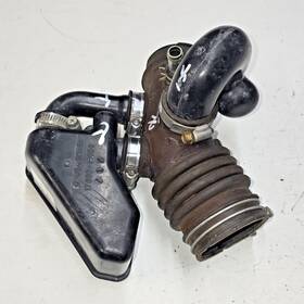 Toyota 17893-16050 1990 Celica Intake Duct Resonator Hose Tube Oem