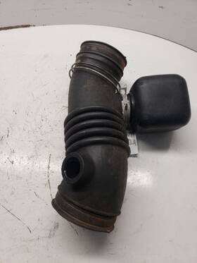338.to1499 Toyota Sienna 1999 Air Tube/resonator 1080017