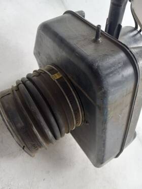 338.to1o00 Toyota 2000 Avalon 3.0l Fwd Air Cleaner Resonator Tube