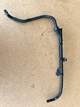 06j133986k Volkswagen 2009 2010 Jetta 2.0l Gas Feed Line Hose Oem