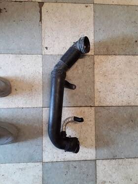 338.vw1q10 Volkswagen Cc 2010 Air Tube/resonator 477616