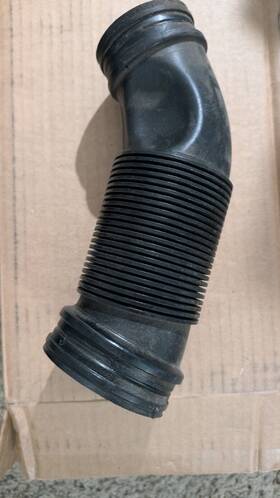 5qm129684 Volkswagen Mk7 Jetta S 1.4l Engine Air Intake Connector Hose Tube Pipe Oem