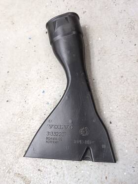 31332207 Volvo V40 S60 Air Intake Hose Pipe Outlet