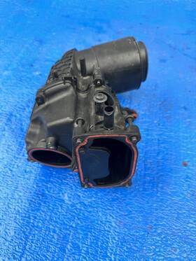 31657598 Volvo 2017-2022 Xc90 2.ol Intake Box Tube Pipe Assembly Oem