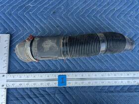 4951em Volvo 684042 1967-1974 140 142 144 145 Air Intake Tube Hose Duct Oem #4951em