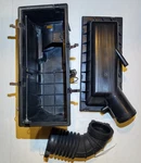 91-95 Jeep Wrangler Yj 4.0 6CYL Complete Oem Airbox Cleaner Intake. Fixed Price $125.00.