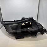 2023-2026 Land Rover Range Fullsize Pixel Led Headlight Rh Oem. Fixed Price $1235.00.