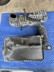 2002-2007 Saturn Vue Air Box Cleaner Assembly 15776169 Oem #618EM. Fixed Price $84.99.