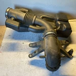 07-08 Expedition/navigator Air Cleaner Duct Tube Resonator Oem 8L14-9F805-AA. Fixed Price $75.00.
