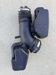 2016-2019 Ford Explorer Taurus Air Cleaner Intake Filter Box Assembly Oem. Fixed Price $90.00.