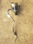 Jaguar Xe 2017 High Pressure Fuel Pump W / Hose DX2E-9J323-AA C87. Fixed Price $125.00.